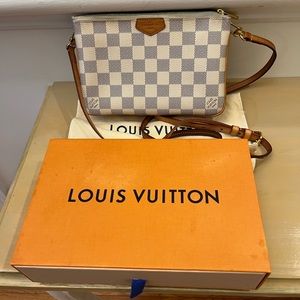 Louis Vuitton Damier Azur Double Zip Pochette